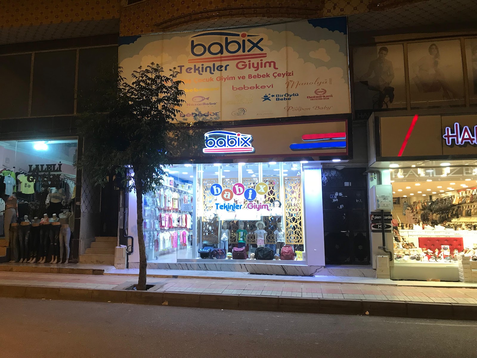 Babix Tekinler Giyim 0-16-Yaş Ve Bebek Çeyizi kır düğünü mekanı — Merkez