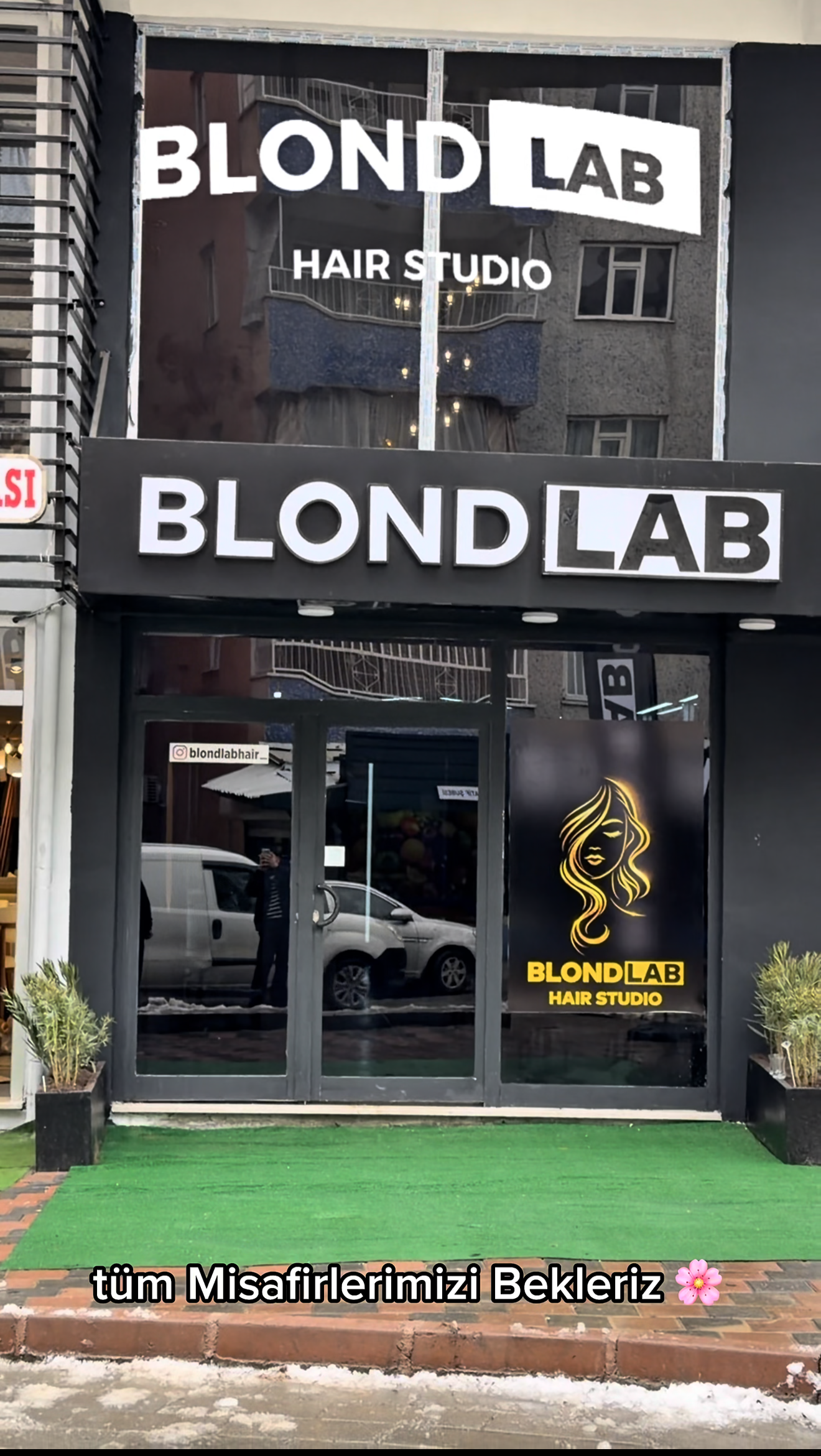 Blondlab Bayan Kuaförü kır düğünü mekanı — Merkez